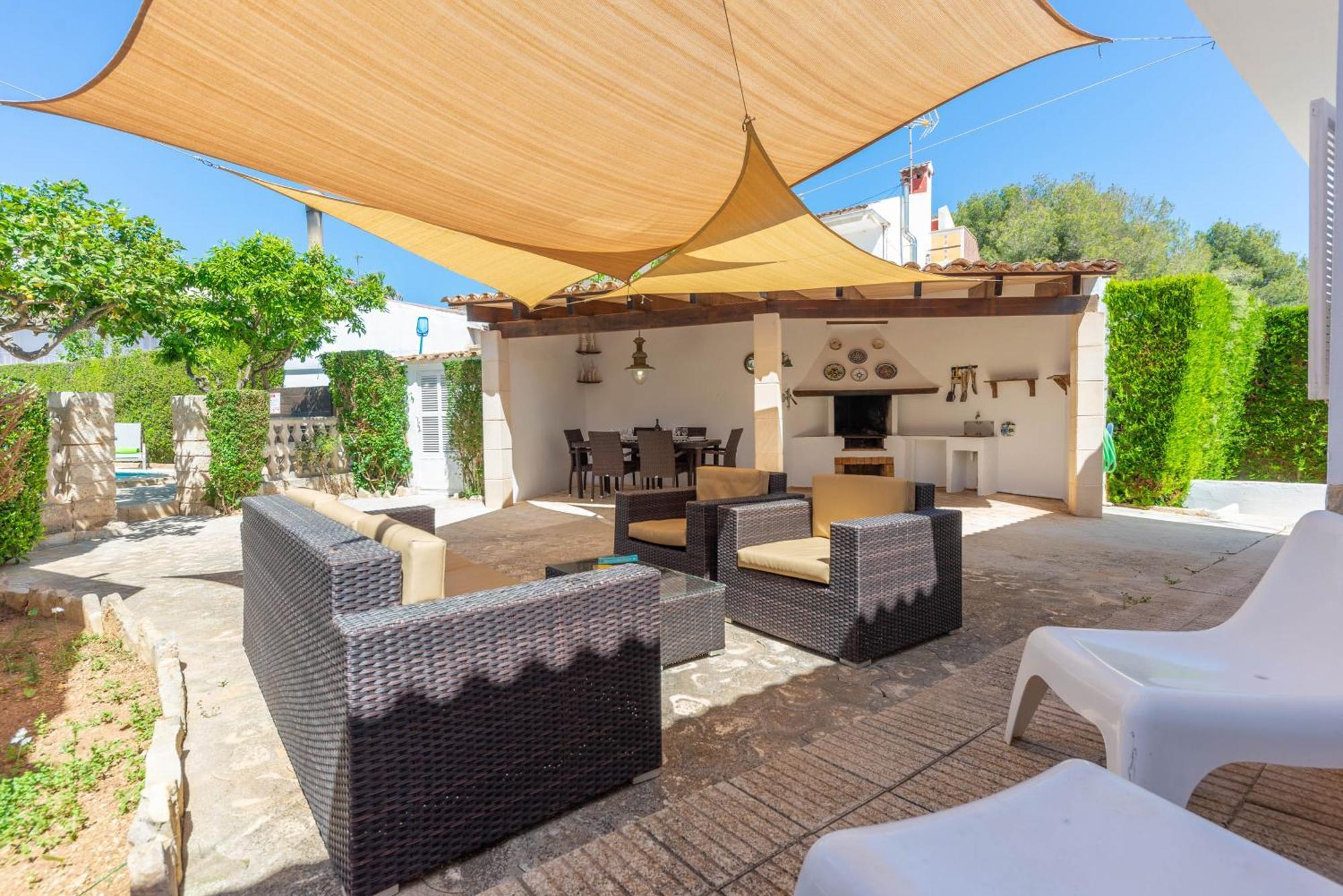 Villa Miquel -tord-